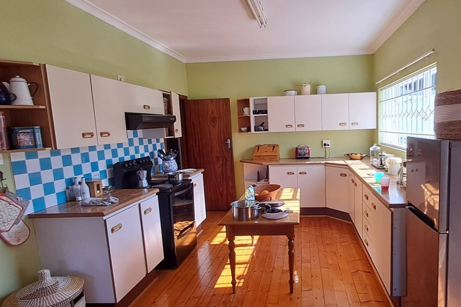 3 Bedroom Property for Sale in Perridgevale Eastern Cape